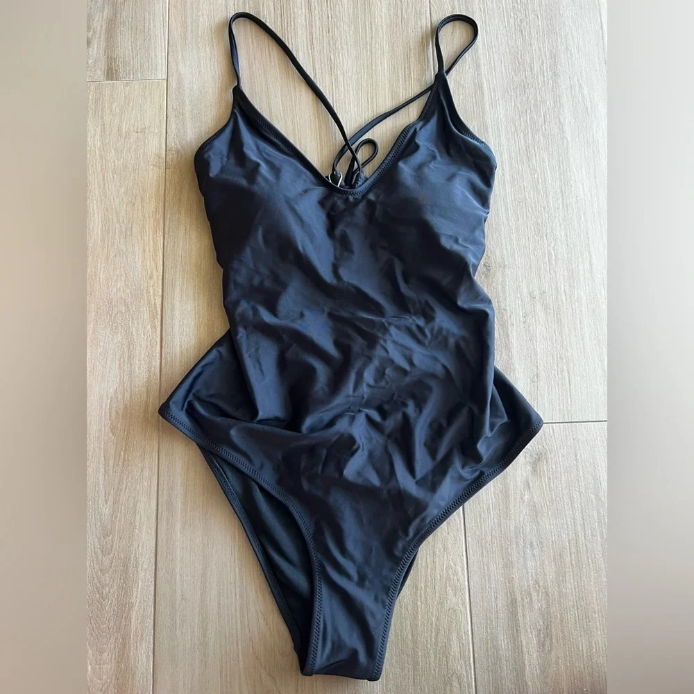 Ekouaer Black One Piece Swimsuit Cutout Back Tie Adjustable Straps NWT Large